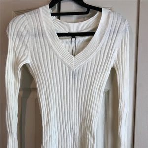 White Express V-neck Sweater